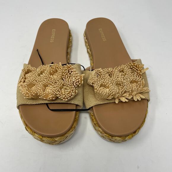 EXPRESS Slides Sandals 7 Tan Woven Flower Slip On Espadrille Beach Summer Boho - Picture 3 of 7